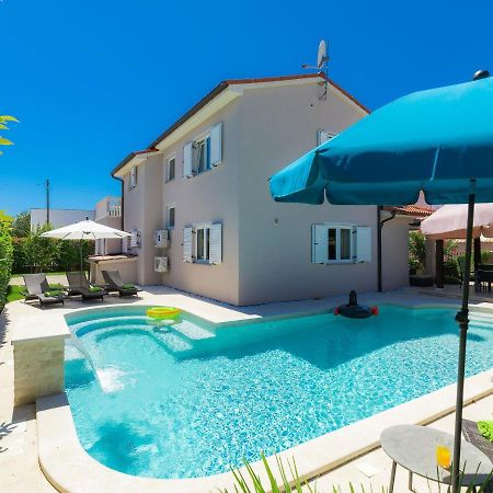 Holiday Home Villa Valentina By Interhome Loborika Exteriér fotografie