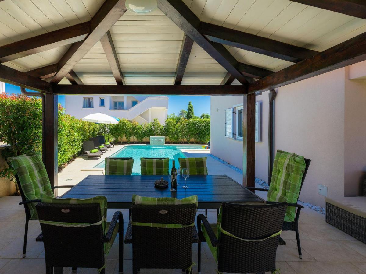 Holiday Home Villa Valentina By Interhome Loborika Exteriér fotografie